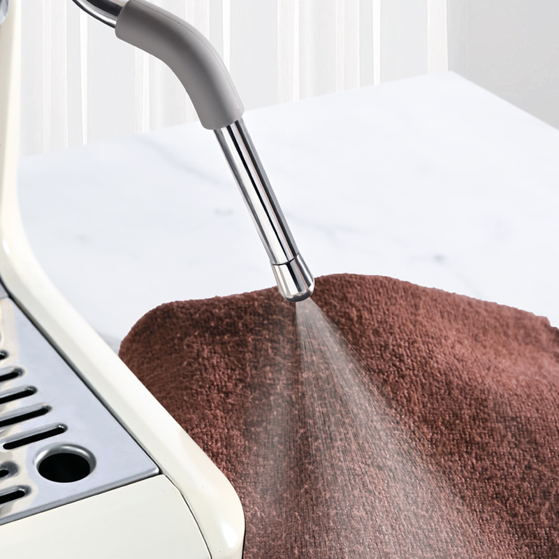 デロンギ EC885/890/9155/9255/9355/ - Delonghi Espresso Magnifica のレビューと価格