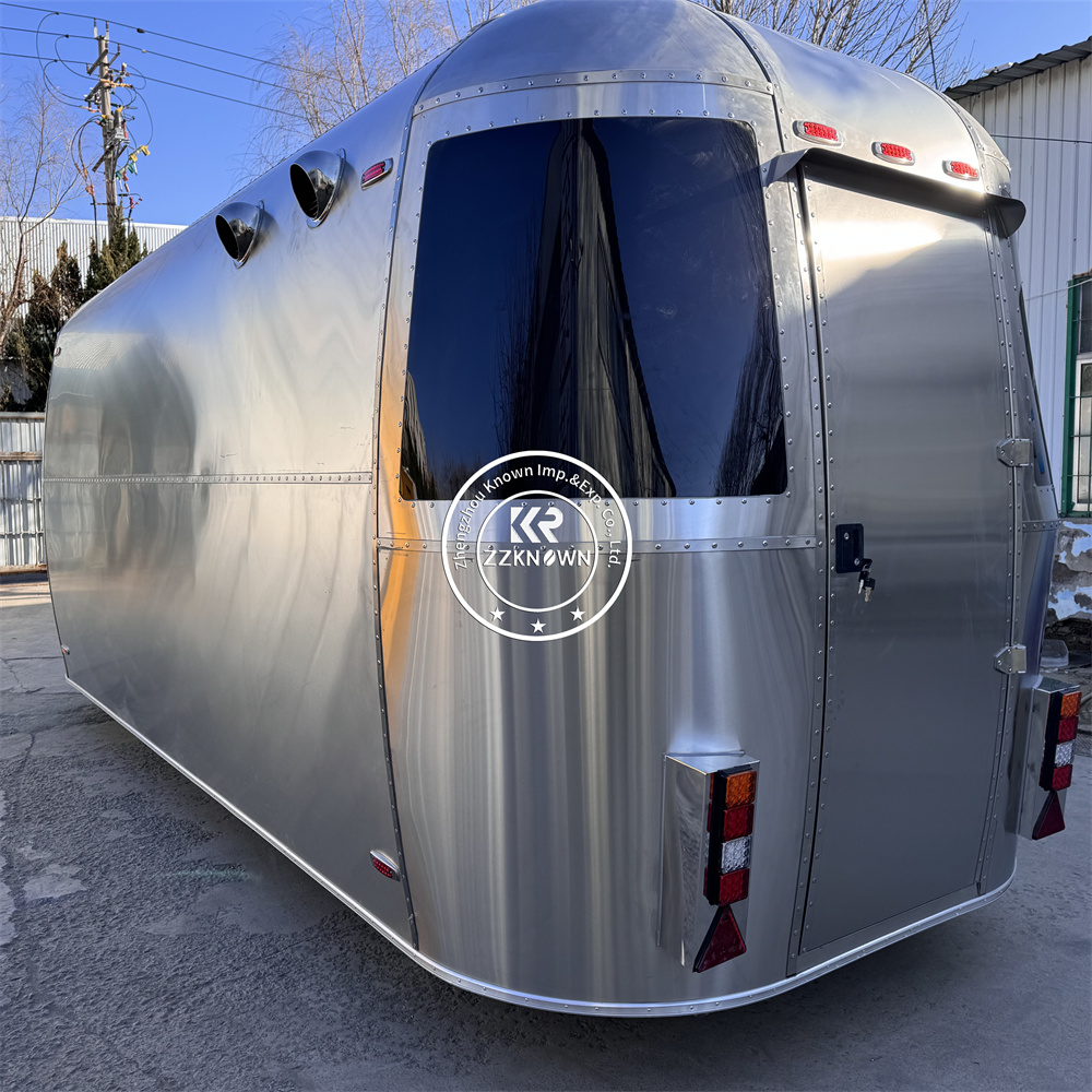 カスタマイズされたモバイルホットドッグスナックトレーラー、ア - Food Truck With Snacks のレビューと価格